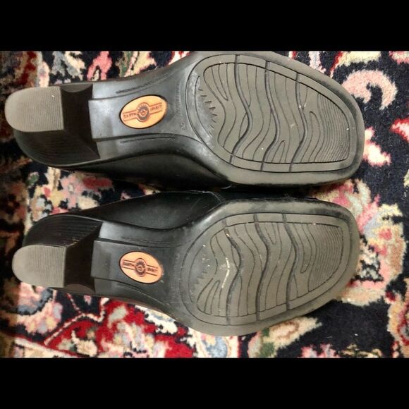 Nice comfortable step ins by Earth Spirit in size 81/2 - Picture 4 of 4